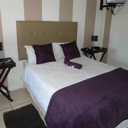 Robin Nest Guest House 纽卡斯尔 外观 照片